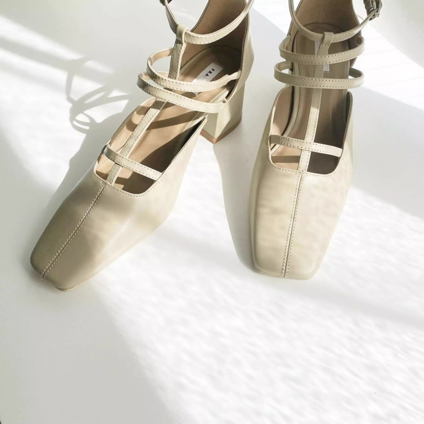 Square-toe French Chunky Heels